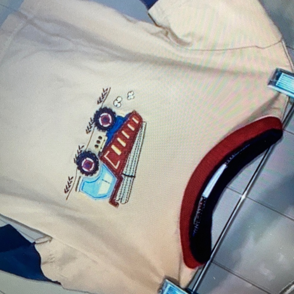 Vintage floral print rainbow dump truck tee